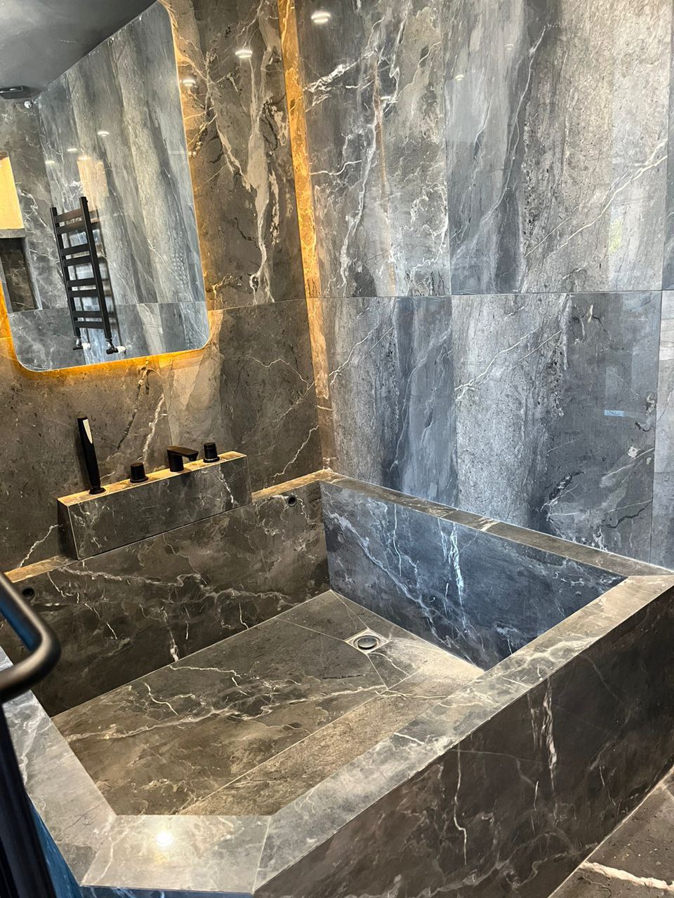 ویلا دوخواب استخر دار(تندیس۴)