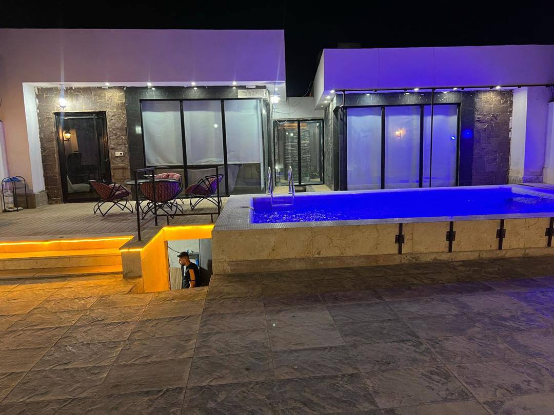 ویلا دوخواب استخر دار آب گرم