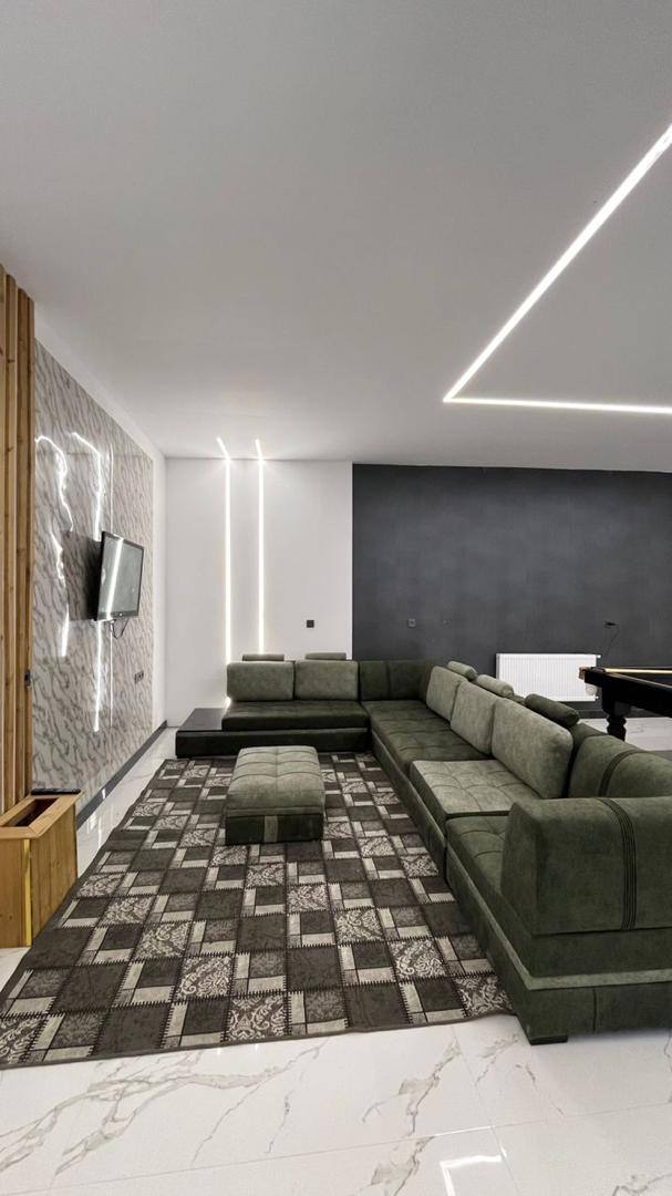 ویلا استخر اب گرم