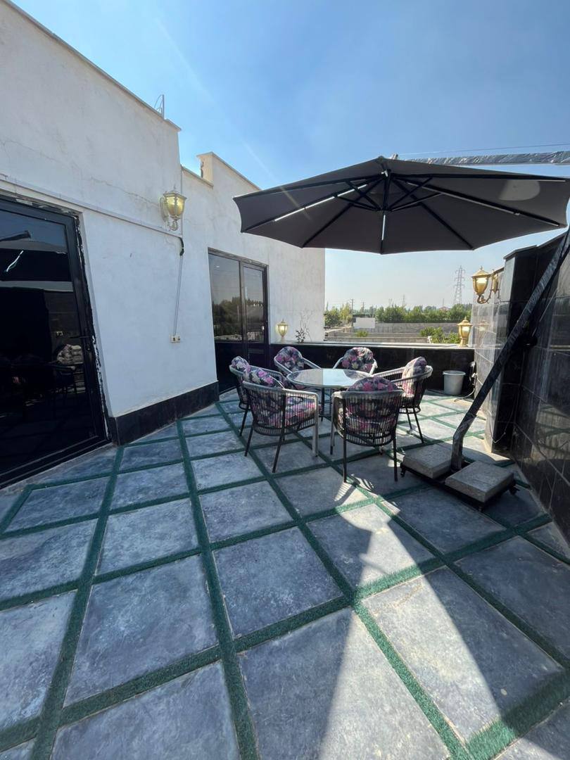 ویلا دو تا استخر و جكوزي