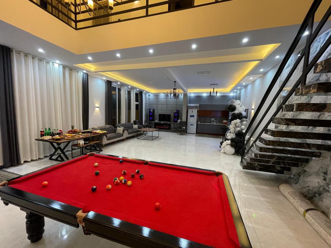 ویلا چهارخواب استخر دار آلوارس