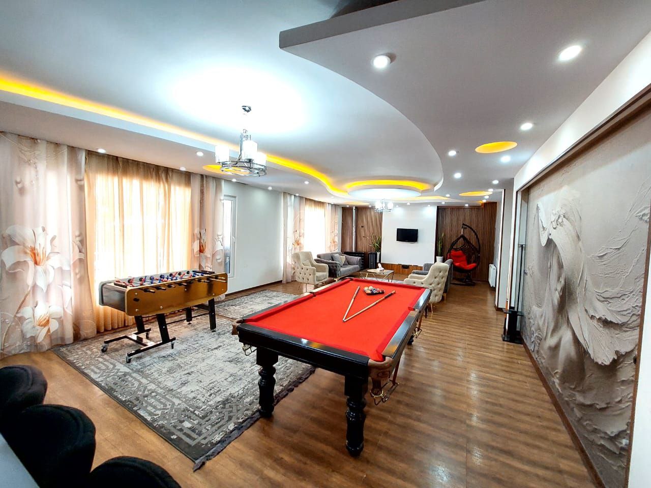 ویلا دوخوابه استخردار آبگرم آرامش سبز