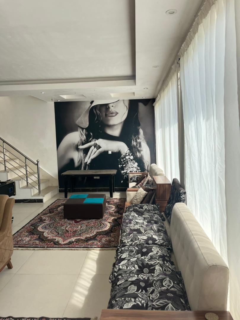 ویلا دوبلکس دو خواب استخردار