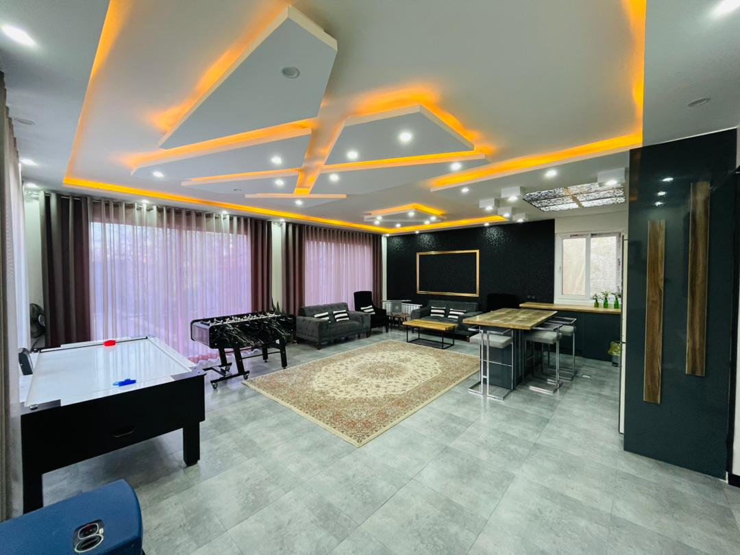 ویلا دو خواب استخردار سرپوشیده