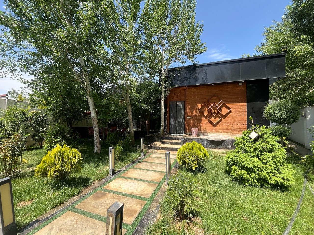 ویلا استخر سرپوشيده و جكوزى