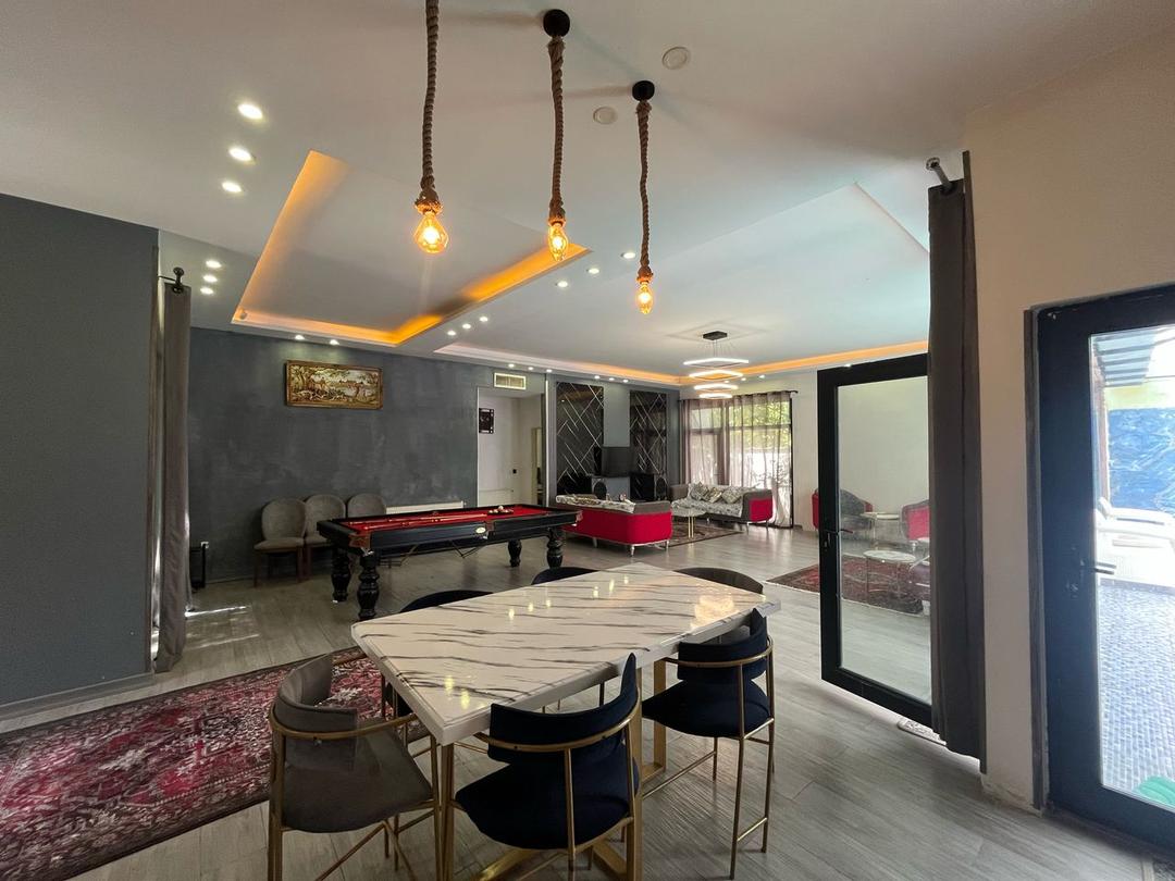 ویلا استخر سرپوشيده و جكوزى