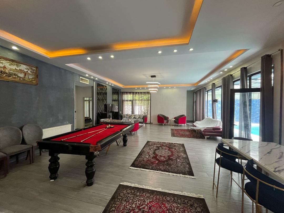 ویلا استخر سرپوشيده و جكوزى